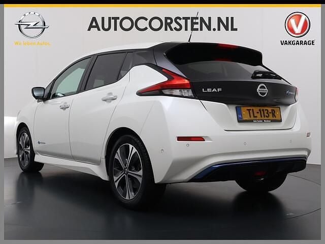 Occasion Nissan Leaf Tekna 110 kW (150 PK) 2018 Wit Hatchback