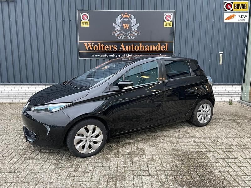 Zwart Occasion 2017 Renault Zoe Zen Hatchback | € 5.950 (Eerlijke prijs) - Afbeelding 1/4