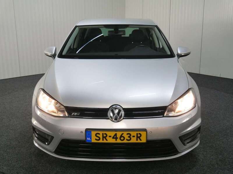 Zilver Gebruikt 2015 VW Golf VII Highline Stationwagen | € 9.995 (Goede deal) - Afbeelding 1/4