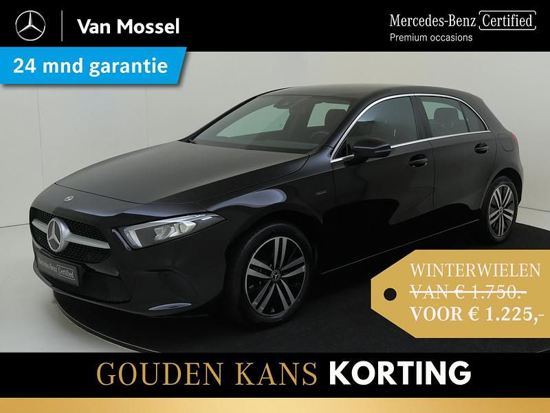 Zwart Gebruikt 2020 Mercedes A250 Business Hatchback | € 24.945 (Goede deal) - Afbeelding 1/4