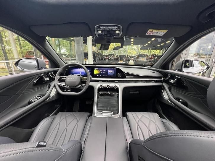 Occasion Omoda 7 204 PK (150 kW) 2025 Grijs SUV