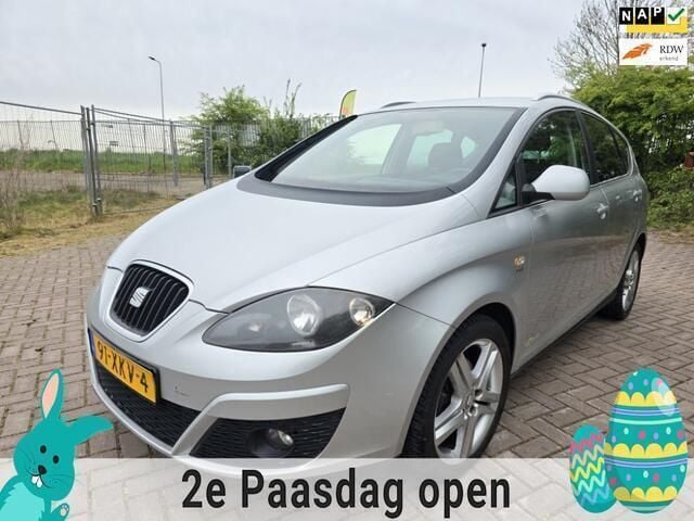 Grijs Gebruikt 2012 Seat Altea XL Copa MPV | € 3.199 (Goede deal) - Afbeelding 1/4