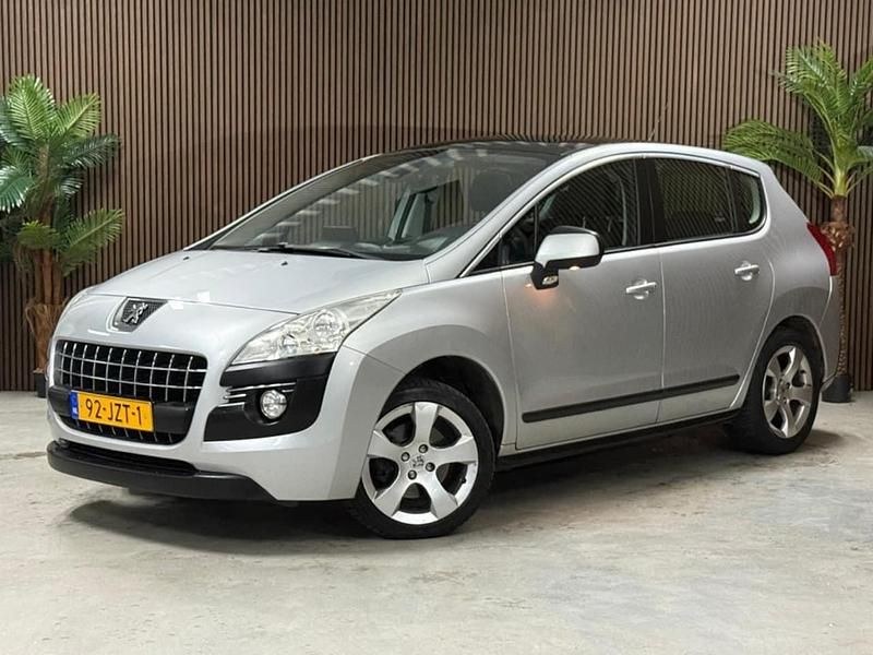 Grijs Gebruikt 2009 Peugeot 3008 MPV | € 3.995 - Afbeelding 1/4