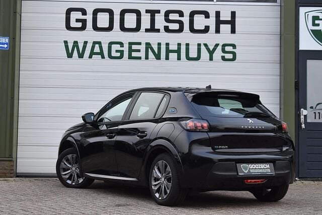 Occasion Peugeot e-208 Active 100 kW (136 PK) 2023 Zwart Hatchback