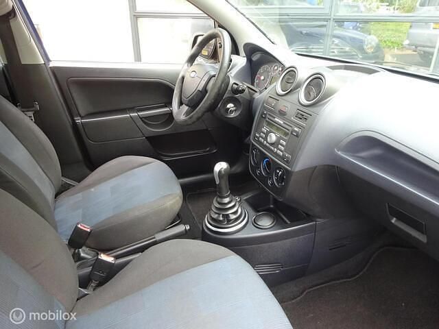 Occasion Ford Fiesta Ambiente 80 PK (58 kW) 2007 Blauw Hatchback