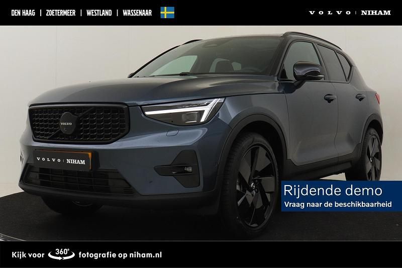 Blauw Occasion 2025 Volvo XC40 Plus SUV | € 59.995 - Afbeelding 1/4