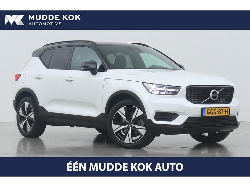Wit Gebruikt 2022 Volvo XC40 R-Design SUV | € 34.900 (Eerlijke prijs) - Afbeelding 1/4