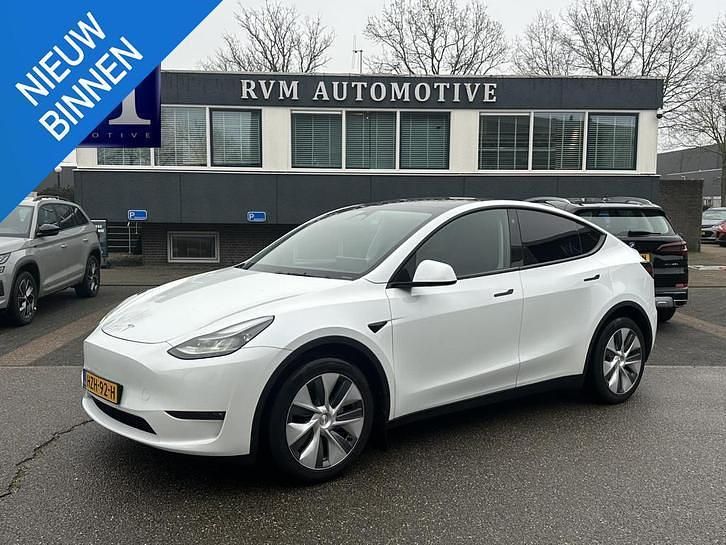 Wit Occasion 2023 Tesla Model Y SUV | € 37.899 (Eerlijke prijs) - Afbeelding 1/4