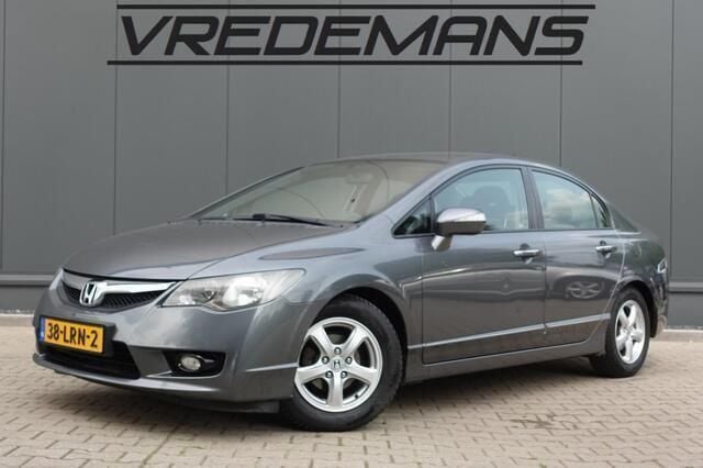 Grijs Gebruikt 2010 Honda Civic Elegance Sedan | € 4.750 (Eerlijke prijs) - Afbeelding 1/4