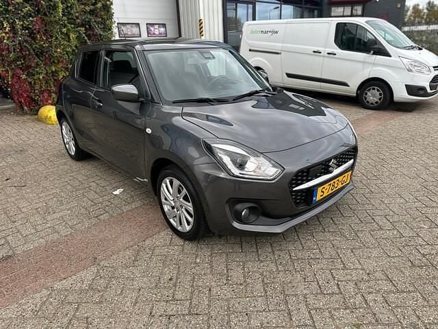 Occasion Suzuki Swift Comfort 83 PK (61 kW) 2021 Grijs Hatchback