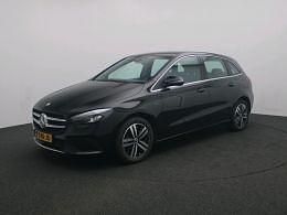 Zwart Occasion 2020 Mercedes B250 Business MPV | € 26.945 (Eerlijke prijs) - Afbeelding 1/4