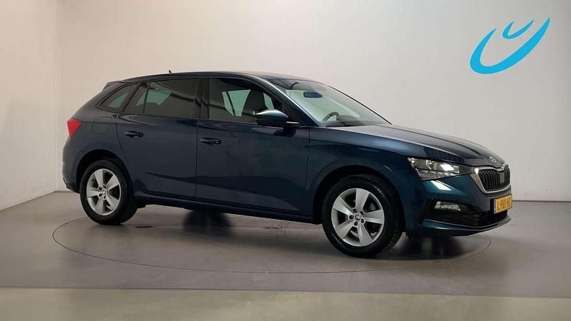 Blauw Gebruikt 2021 Skoda Scala Business Line Hatchback | € 15.950 (Eerlijke prijs) - Afbeelding 1/3