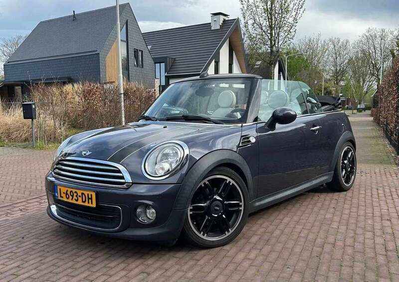 Grijs Gebruikt 2014 Mini One Cabriolet Cabriolet | € 11.500 (Eerlijke prijs) - Afbeelding 1/4