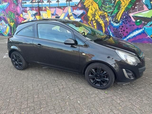 Occasion Opel Corsa Color Edition 86 PK (63 kW) 2012 Zwart Hatchback
