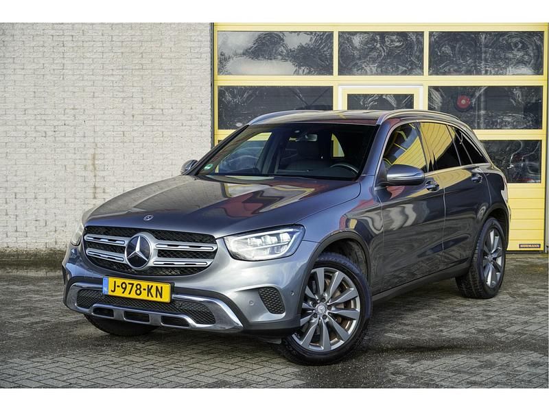 Grijs Gebruikt 2020 Mercedes 200 Business SUV | € 31.950 (Duur) - Afbeelding 1/4