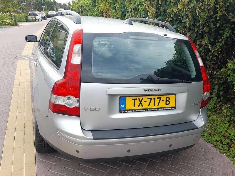 Gebruikt 2005 Volvo V50 Summum Stationwagen | € 1.750 (Super prijs) - Afbeelding 1/4