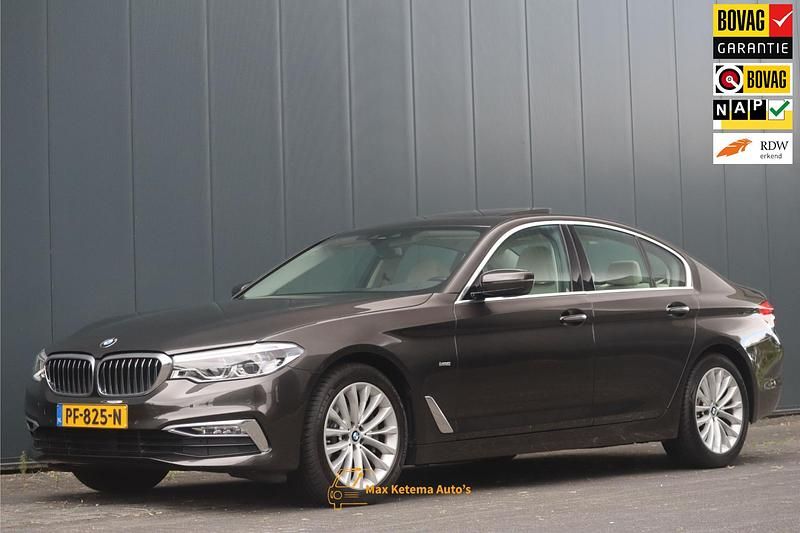 Bruin, metallic lak Gebruikt 2017 BMW 530 Executive Sedan | € 28.950 (Eerlijke prijs) - Afbeelding 1/4