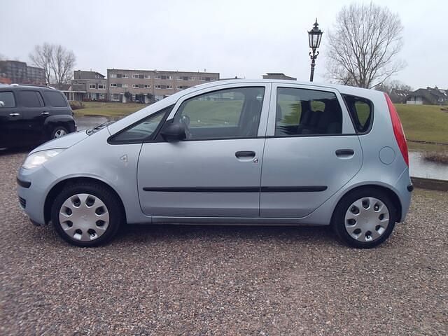 Occasion Mitsubishi Colt Invite 97 PK (71 kW) 2005 Blauw Hatchback