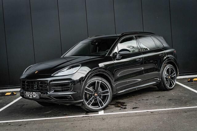 Zwart Gebruikt 2023 Porsche Cayenne Turbo Platinum Edition SUV | € 99.400 (Duur) - Afbeelding 1/4