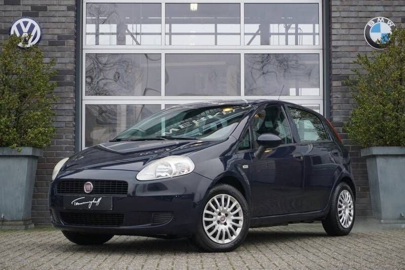Blauw Gebruikt 2011 Fiat Punto Hatchback | € 1.750 (Goede deal) - Afbeelding 1/3