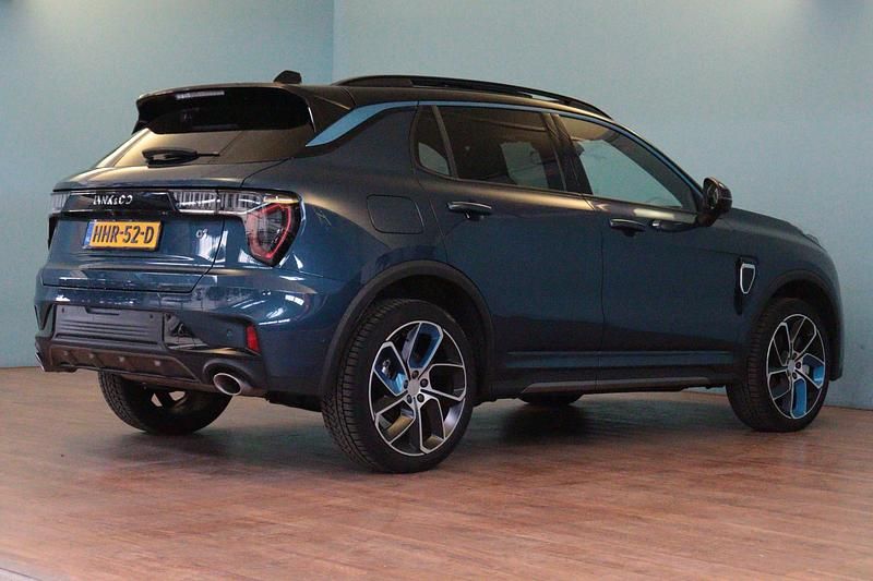 Occasion Lynk & Co 01 2025 Blauw (metallic) SUV