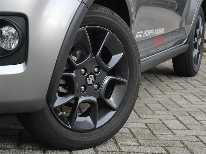 Grijs Gebruikt 2024 Suzuki Ignis Hatchback | € 21.450 (Eerlijke prijs) - Afbeelding 1/3