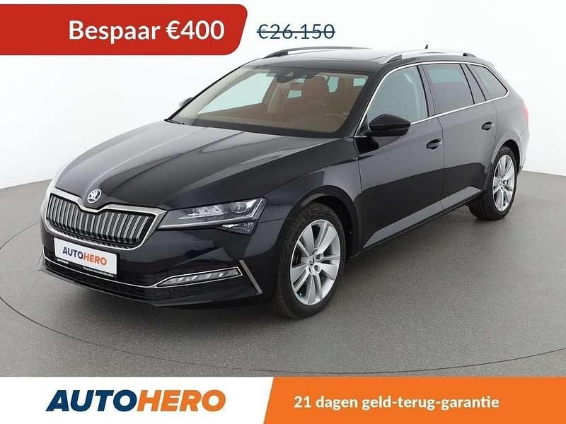 Zwart, metallic lak Gebruikt 2021 Skoda Superb Style Stationwagen | € 25.949 (Goede deal) - Afbeelding 1/4