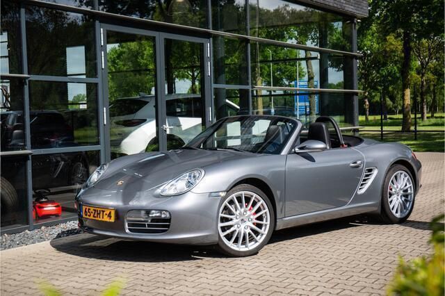 Grijs, metallic lak Gebruikt 2006 Porsche Boxster Cabriolet | € 28.950 (Iets duurder) - Afbeelding 1/4