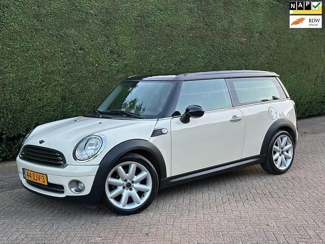 Wit Gebruikt 2009 Mini Cooper Clubman Business Stationwagen | € 3.500 (Eerlijke prijs) - Afbeelding 1/4