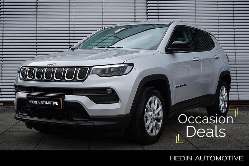 Grijs Occasion 2023 Jeep Compass Longitude SUV | € 29.945 (Eerlijke prijs) - Afbeelding 1/4