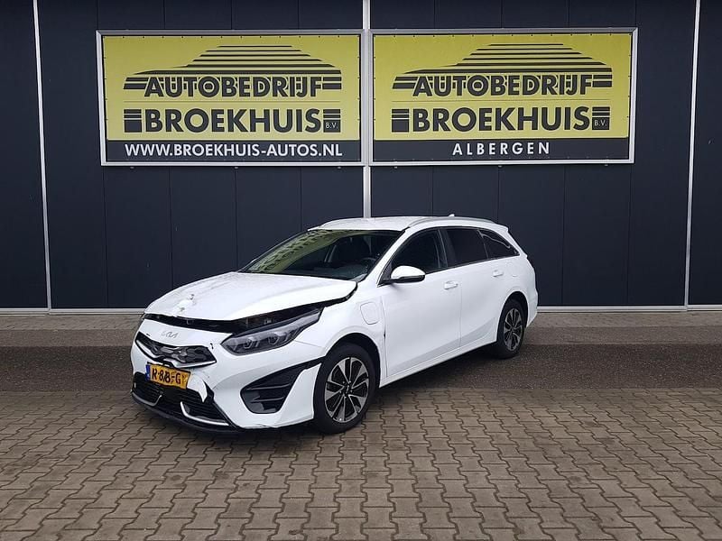 Wit Gebruikt 2022 Kia Ceed Sportswagon Stationwagen | € 11.300 - Afbeelding 1/4