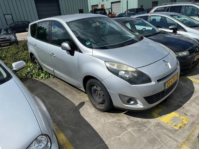 Occasion Renault Grand Scénic III 131 PK (96 kW) 2010 Grijs MPV