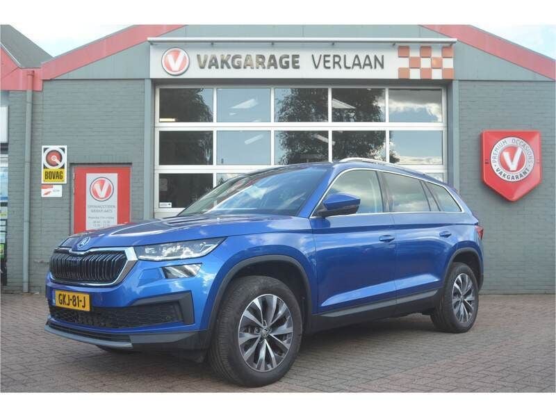 Blauw Gebruikt 2023 Skoda Kodiaq Business Line SUV | € 48.900 (Iets duurder) - Afbeelding 1/4
