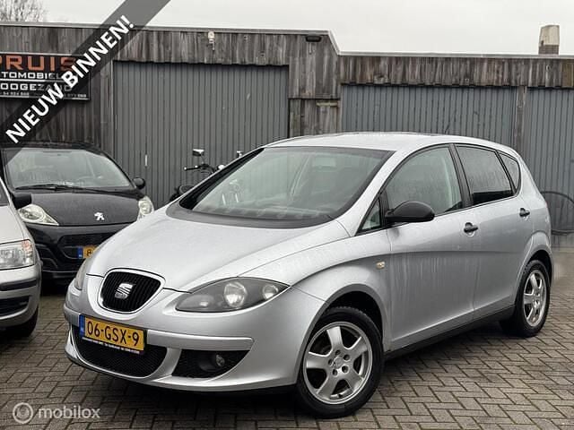 Grijs Gebruikt 2006 Seat Altea MPV | € 1.495 (Goede deal) - Afbeelding 1/4