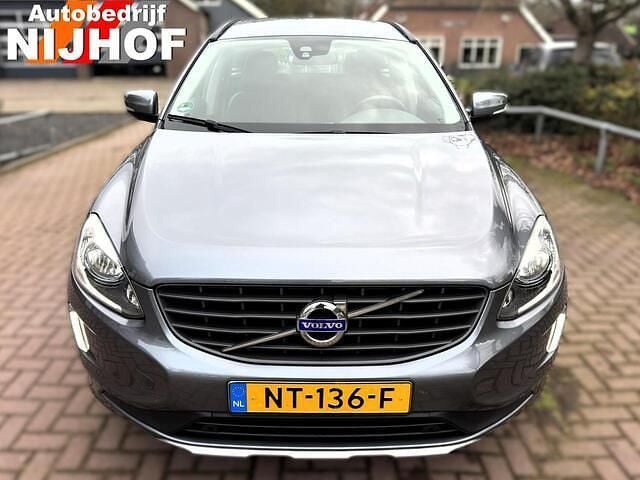 Grijs Occasion 2016 Volvo XC60 Business Edition SUV | € 13.950 (Super prijs) - Afbeelding 1/4