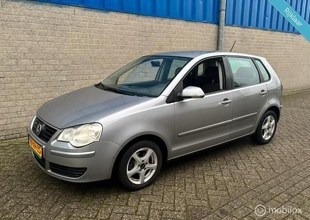 Occasion VW Polo 80 PK (58 kW) 2007 Grijs Hatchback