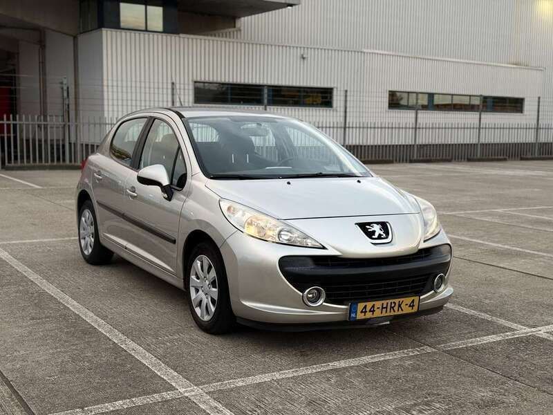 Beige Gebruikt 2008 Peugeot 207 Hatchback | € 1.750 (Eerlijke prijs) - Afbeelding 1/4