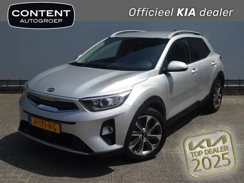 Grijs Gebruikt 2020 Kia Stonic SUV | € 16.440 (Goede deal) - Afbeelding 1/4