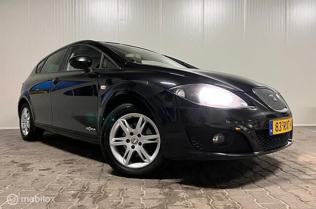 Occasion Seat Leon Copa 105 PK (77 kW) 2011 Zwart Hatchback