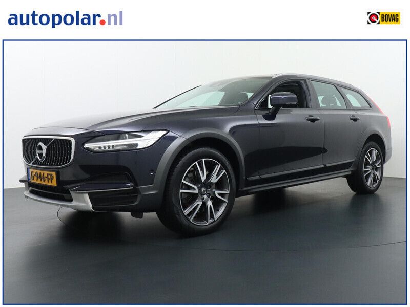 Blauw, metallic lak Gebruikt 2017 Volvo V90 CC Stationwagen | € 20.950 (Goede deal) - Afbeelding 1/4