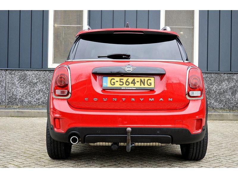 Occasion Mini One Countryman Salt 102 PK (75 kW) 2019 Rood SUV