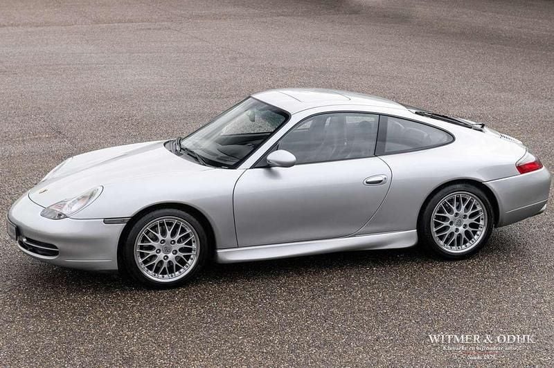 Zilver Gebruikt 2000 Porsche 911 Carrera Coupé | € 28.996 (Eerlijke prijs) - Afbeelding 1/4