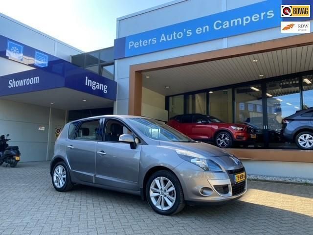Grijs Gebruikt 2010 Renault Scénic III Dynamique MPV | € 4.490 (Eerlijke prijs) - Afbeelding 1/4