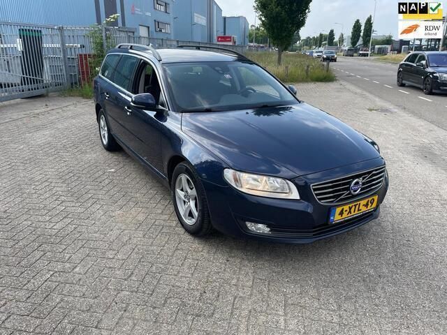 Blauw Gebruikt 2014 Volvo V70 Kinetic Stationwagen | € 4.799 (Goede deal) - Afbeelding 1/4