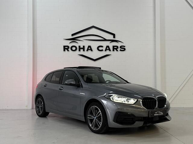 Occasion BMW 118 136 PK (100 kW) 2023 Grijs Hatchback