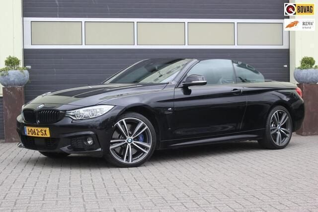 Zwart Gebruikt 2017 BMW 440 Executive Cabriolet | € 33.900 (Eerlijke prijs) - Afbeelding 1/4