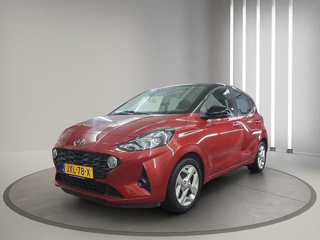 Occasion Hyundai i10 84 PK (61 kW) 2022 Rood (metallic) Hatchback