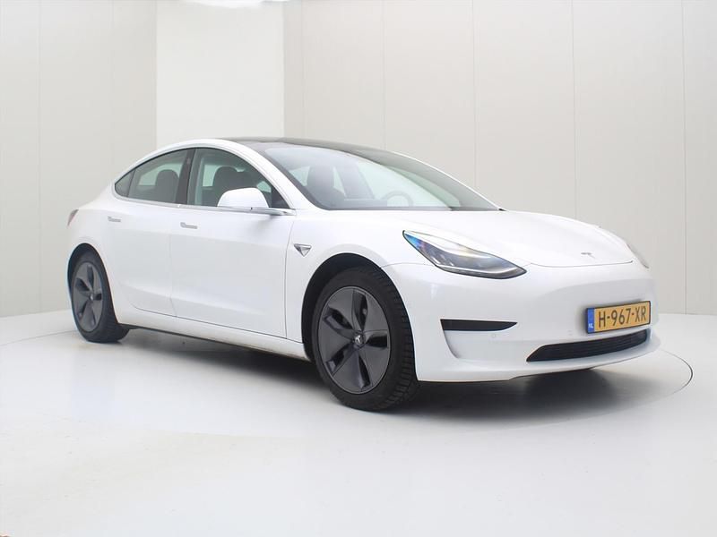 Occasion Tesla Model 3 Standard Range 239 kW (325 PK) 2020 Wit (parellak) Sedan