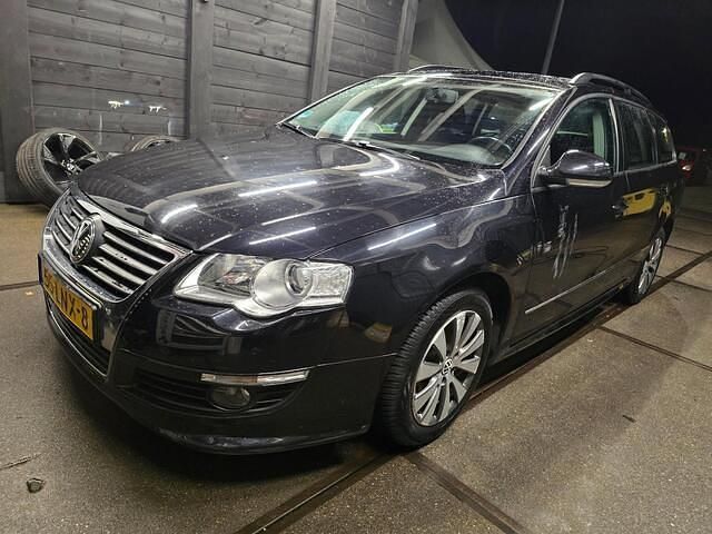 Occasion VW Passat 105 PK (77 kW) 2010 Zwart Stationwagen