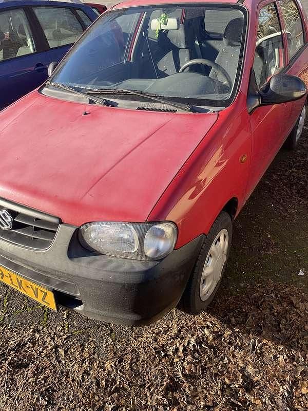 Rood Gebruikt 2003 Suzuki Alto GL Hatchback | € 595 (Super prijs) - Afbeelding 1/4